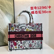 Christian Dior Shopping Bags